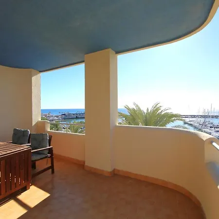 شقة Port Alice إِستيبونا